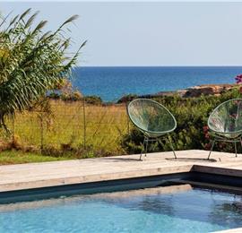 6 bedroom villa with pool and sea views near Noto, Sicily, sleeps 12